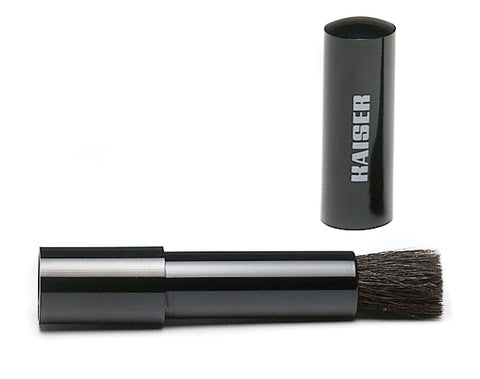 Kaiser Lens Brush, in plastic tube